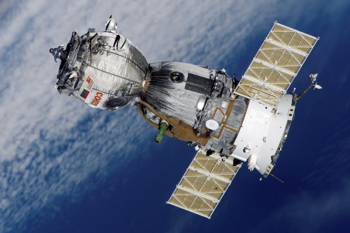 Enhancing Connectivity in Remote and Crisis Zones through Targeted Communication Technologies